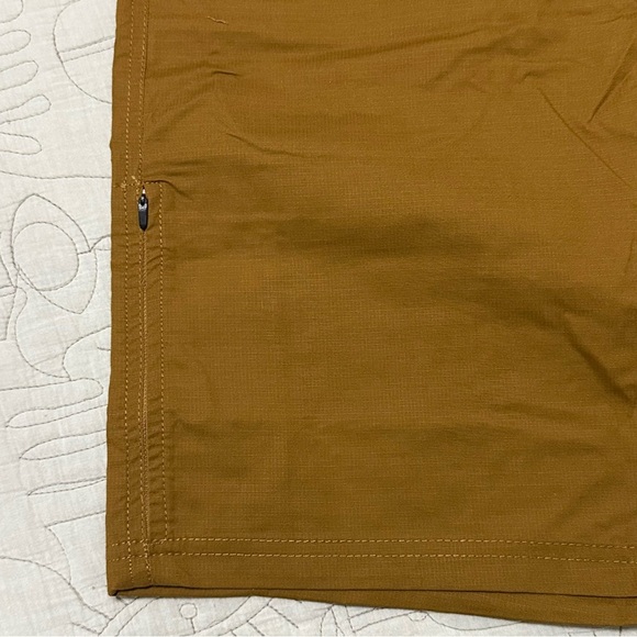 NWT Prana Men’s Double Peak Short Sz 32 10” inseam Antique Bronze UPF 50+ - Picture 7 of 9
